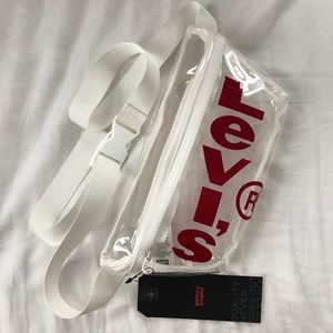 Levi’s fanny pack
